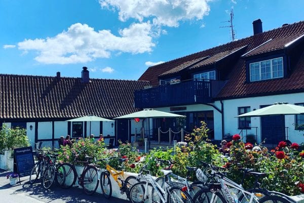Det går utmärkt att cykla till Hamngården
